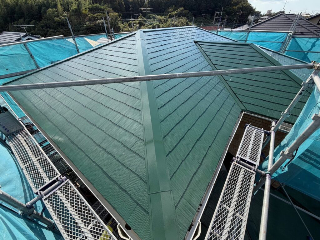 屋根：施工完了<br />
（大屋根・北面）